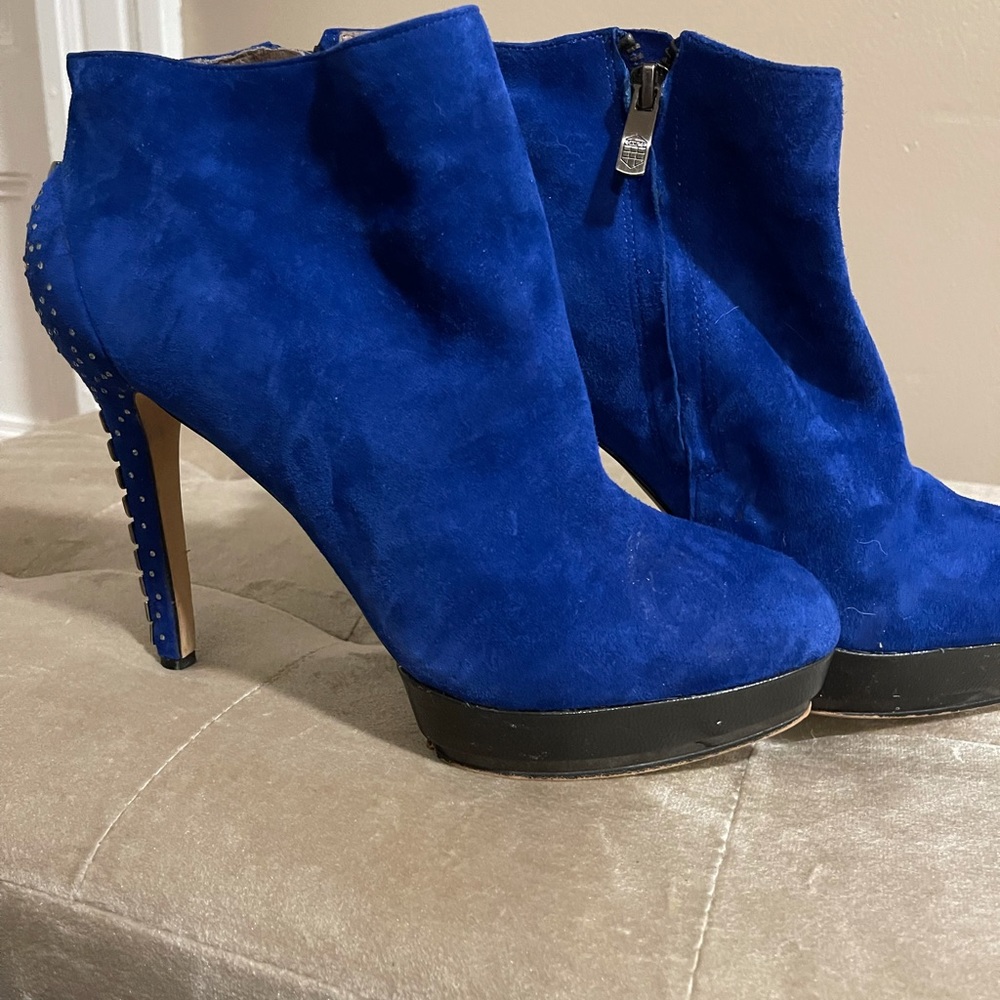 Vince Camuto booties